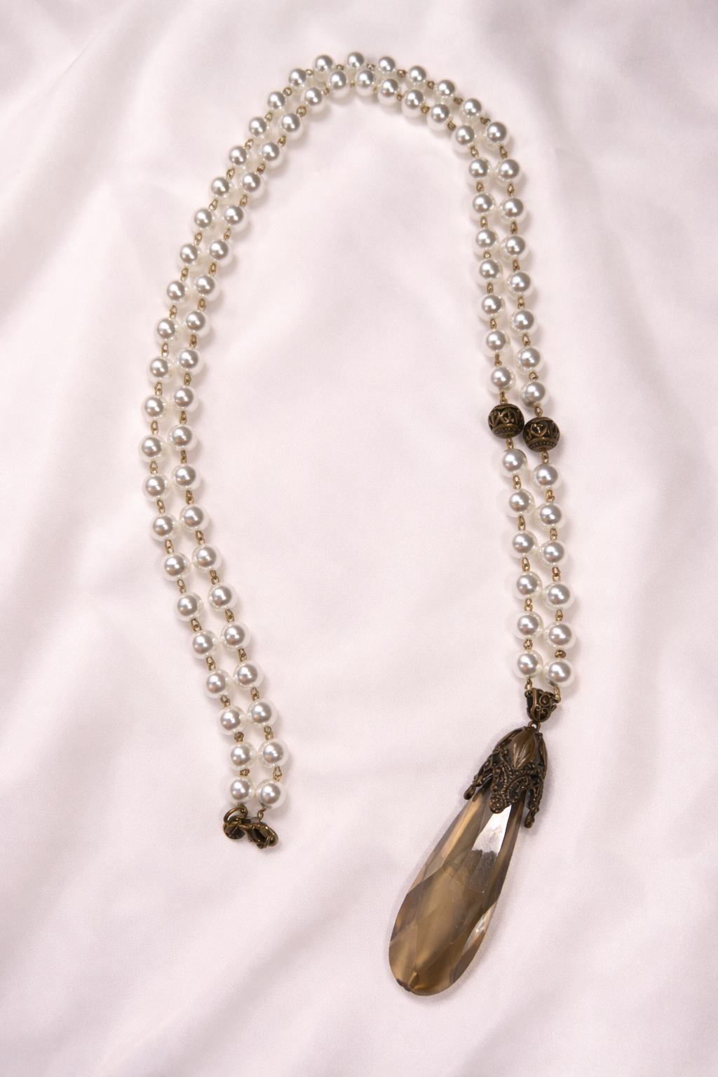 Pearl Tear Pendant Necklace